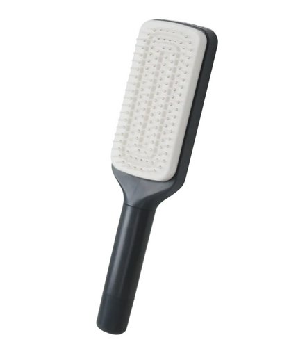 Magic Tangle-Free Brush